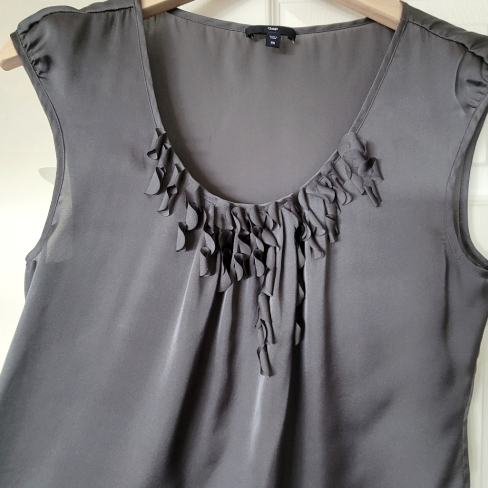 Cap-sleeve silky satin blouse, size XS